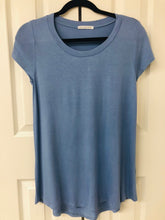Load image into Gallery viewer, Simply Simple Basic Solid Tee Indigo Blue