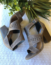 Load image into Gallery viewer, Kira Wood Stacked Chunky Heel Greige