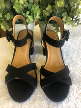 Load image into Gallery viewer, Capsule Suede-Like Chunky Heel Sandal
