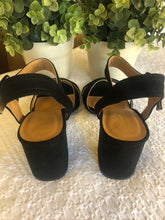 Load image into Gallery viewer, Capsule Suede-Like Chunky Heel Sandal