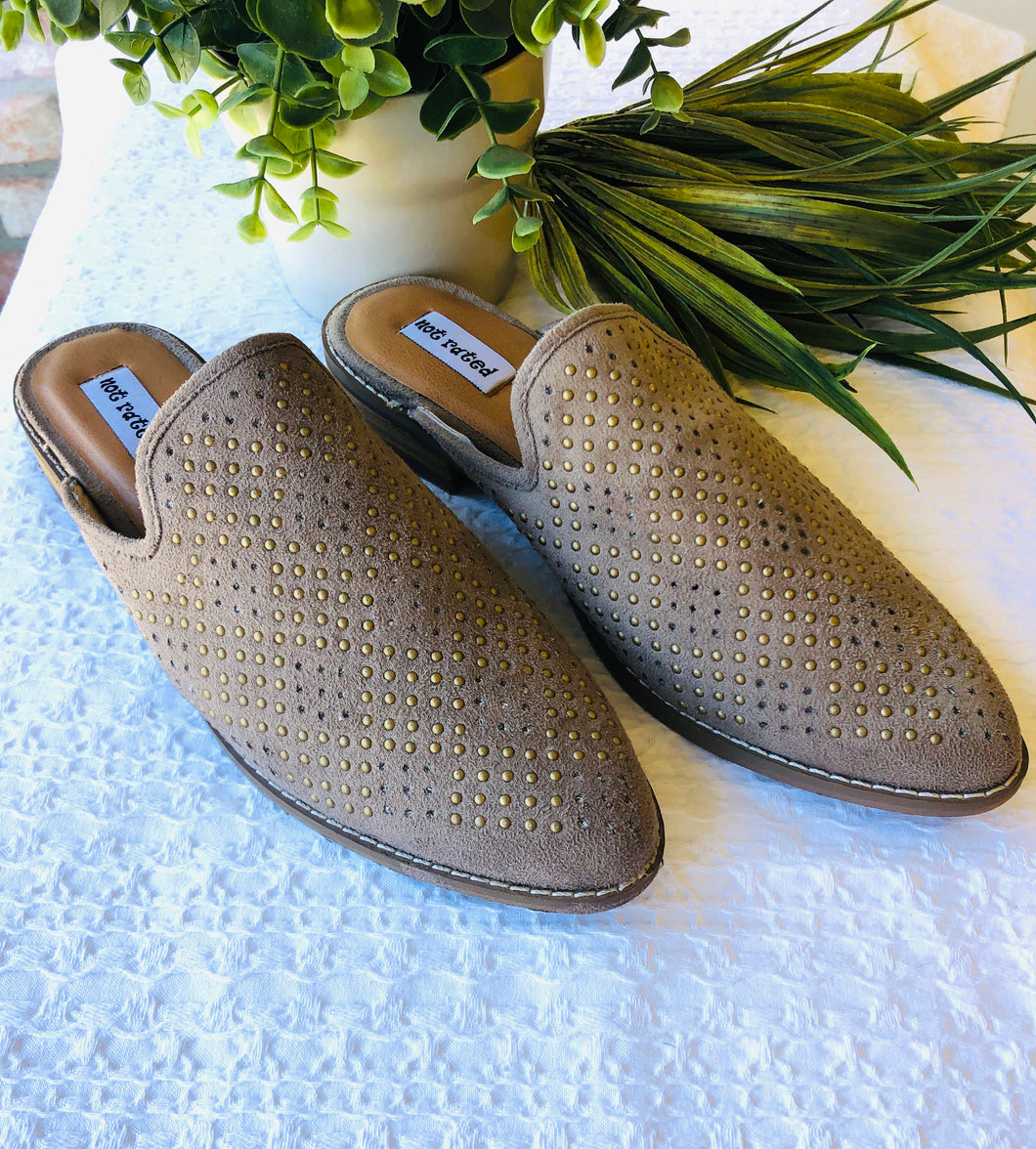 Maryam Flat Wood Stacked Mule Taupe