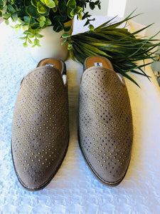 Maryam Flat Wood Stacked Mule Taupe