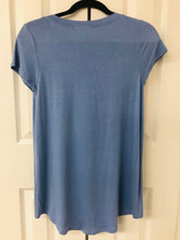 Load image into Gallery viewer, Simply Simple Basic Solid Tee Indigo Blue
